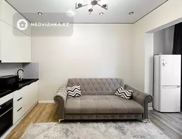 2-комнатная квартира, этаж 3 из 20, 46 м², миниатюра 7