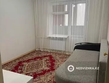 3-комнатная квартира, этаж 1 из 5, 70 м², На длительный срок, миниатюра 2