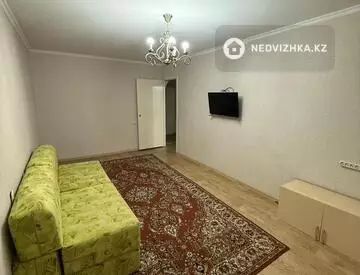 3-комнатная квартира, этаж 1 из 5, 70 м², На длительный срок, миниатюра 3