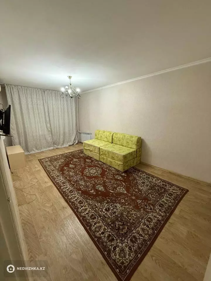 3-комнатная квартира, этаж 1 из 5, 70 м², На длительный срок, фотография 5