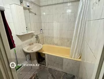 3-комнатная квартира, этаж 1 из 5, 70 м², На длительный срок, миниатюра 9
