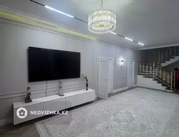 6-бөлмелі үй, 6.8 соттық, 282 м², 12-нобай