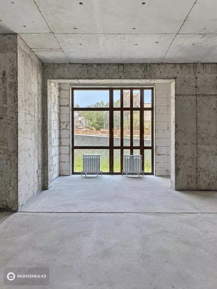 3-бөлмелі пәтер, қабат 1 барлық қабат саны 4, 102 м²