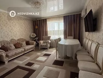3-комнатная квартира, этаж 3 из 5, 65 м², миниатюра 3