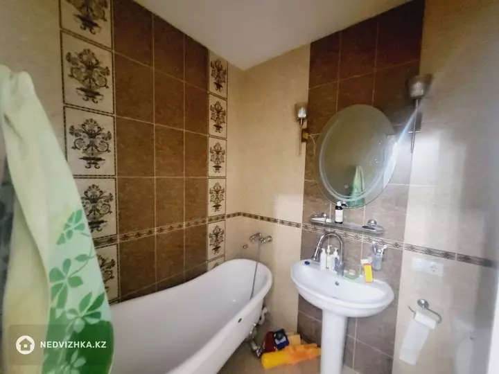 4-комнатная квартира, этаж 5 из 9, 165 м², фотография 5
