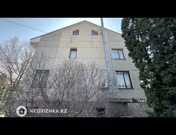 6-комнатный дом, 16.4 соток, 315 м²