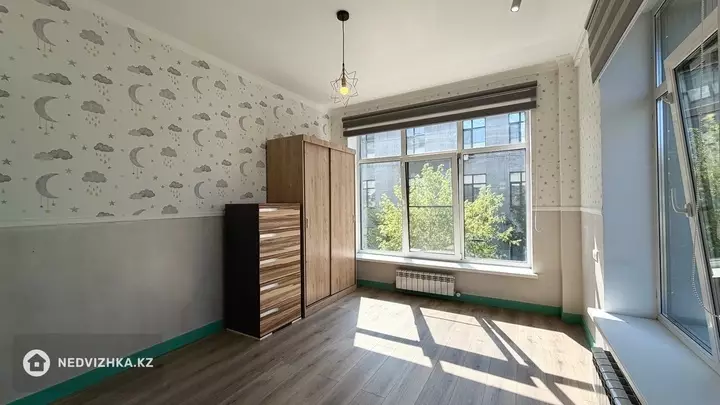 3-комнатная квартира, этаж 2 из 3, 76 м²