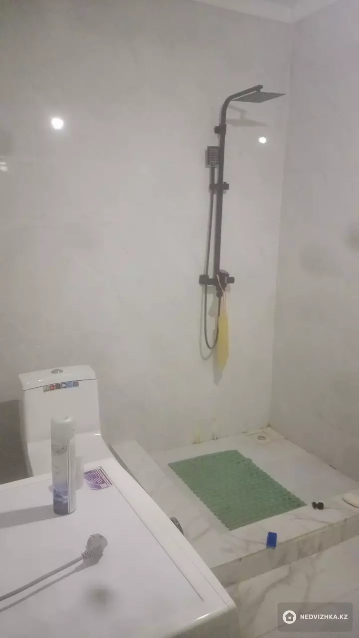 7-комнатный дом, 8 соток, 168 м², фотография 4