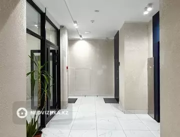 2-комнатная квартира, этаж 5 из 5, 98 м², миниатюра 12