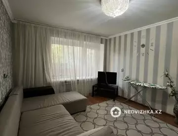 3-комнатная квартира, этаж 3 из 5, 60 м²
