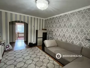 3-комнатная квартира, этаж 3 из 5, 60 м²