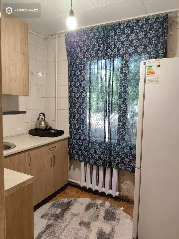1-комнатная квартира, этаж 1 из 4, 33 м², На длительный срок, фотография 3