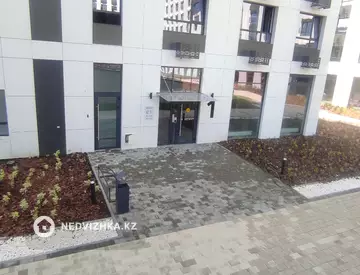 1-комнатная квартира, этаж 3 из 9, 39 м²