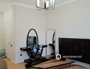 8-комнатная квартира, этаж 5 из 8, 283 м², миниатюра 8