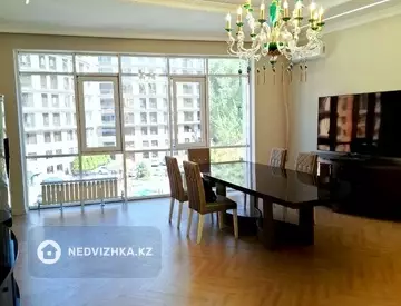 8-комнатная квартира, этаж 5 из 8, 283 м², миниатюра 11