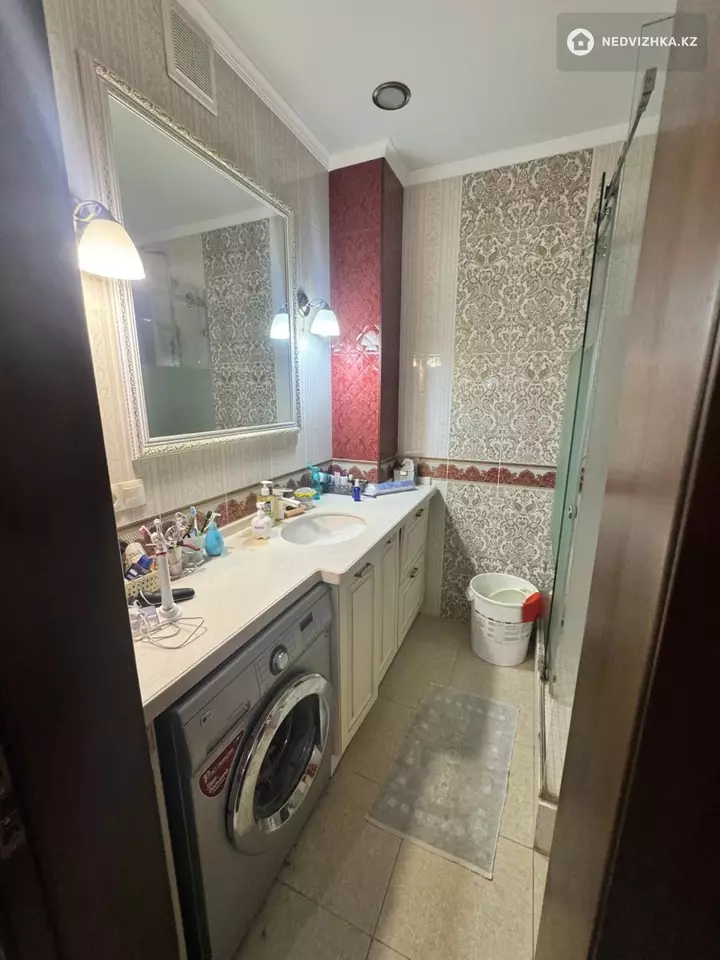 3-комнатная квартира, этаж 8 из 9, 88 м², фотография 3