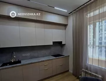 2-комнатная квартира, этаж 7 из 12, 65 м², На длительный срок