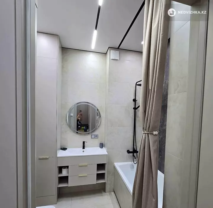 2-комнатная квартира, этаж 7 из 12, 65 м², На длительный срок, фотография 3