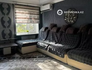 2-комнатная квартира, этаж 2 из 3, 54 м²