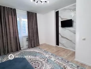 1-комнатная квартира, этаж 4 из 9, 40 м²