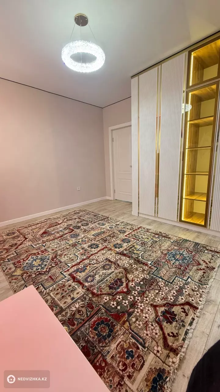 3-комнатная квартира, этаж 2 из 7, 88 м², фотография 3