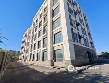 2-комнатная квартира, этаж 2 из 5, 75 м², миниатюра 1