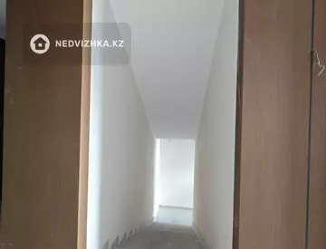 2-комнатная квартира, этаж 2 из 5, 75 м², миниатюра 11