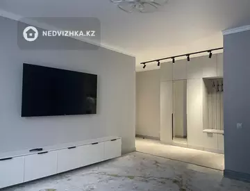 2-комнатная квартира, этаж 9 из 12, 70 м², На длительный срок, миниатюра 7