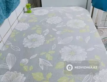 1-комнатная квартира, этаж 1 из 4, 36 м², Посуточно, миниатюра 4
