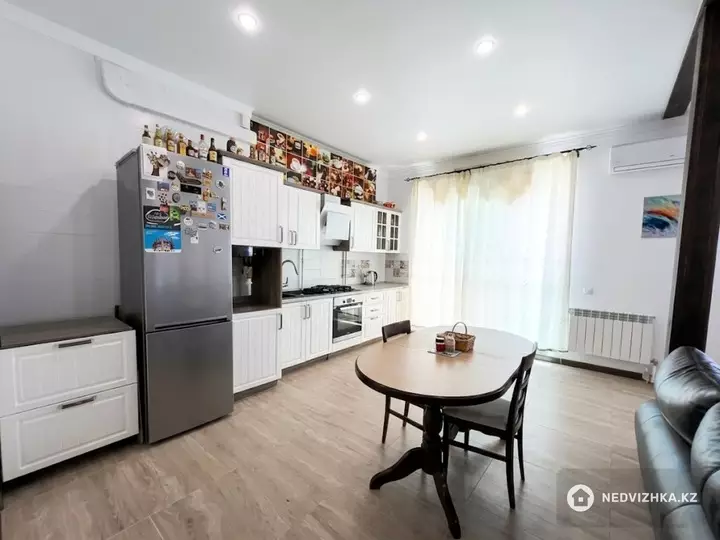 2-комнатная квартира, этаж 4 из 4, 96 м², фотография 5