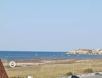 2-комнатная квартира, этаж 4 из 4, 96 м²