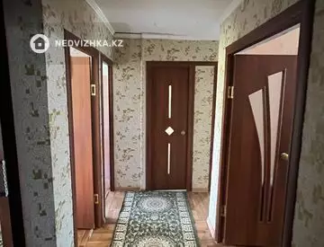 3-комнатная квартира, этаж 2 из 4, 62 м²