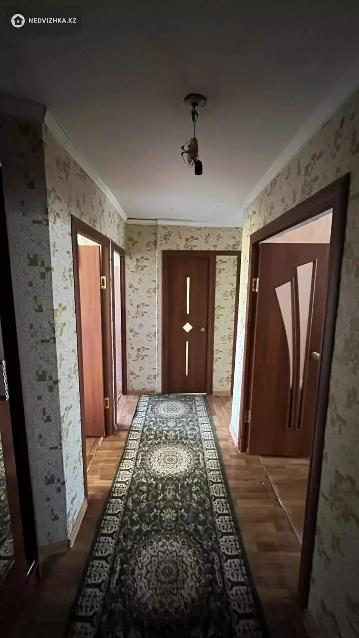 3-комнатная квартира, этаж 2 из 4, 62 м², фотография 5