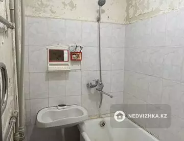 3-комнатная квартира, этаж 2 из 4, 62 м², миниатюра 12