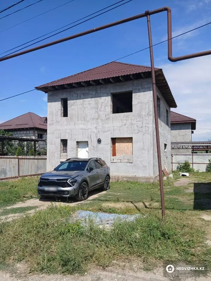 5-бөлмелі үй, 4 соттық, 185 м², 2-фотосурет
