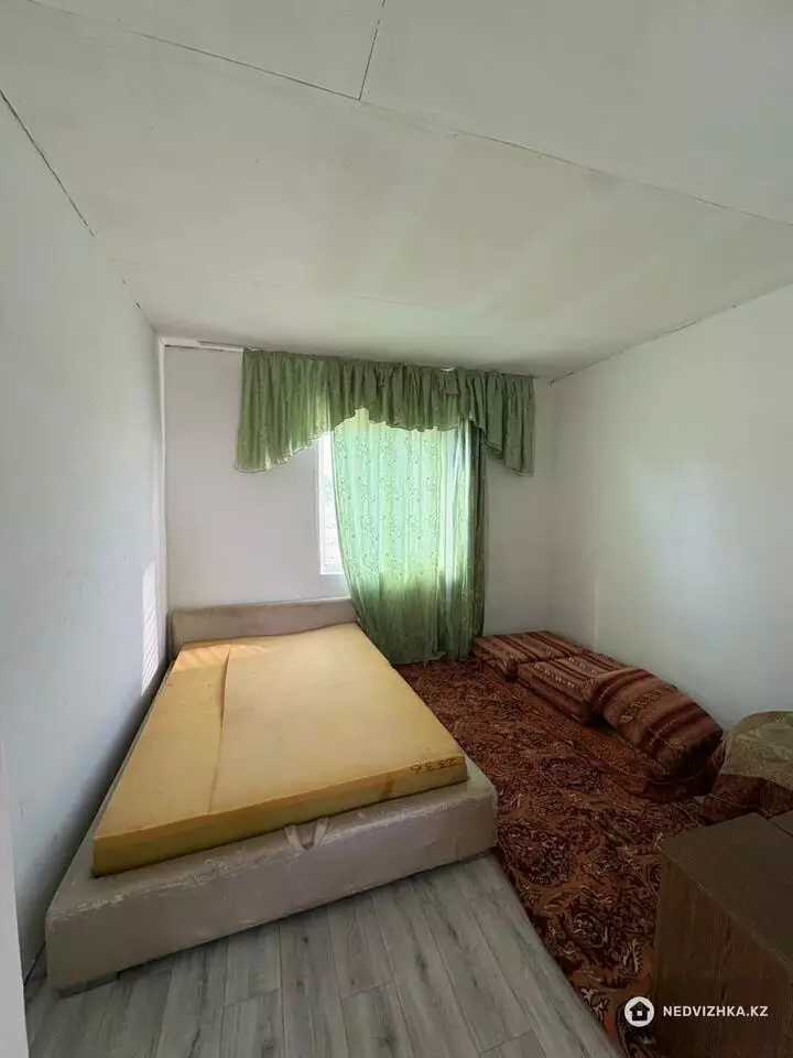 4-комнатная квартира, этаж 1 из 1, 70 м², На длительный срок, фотография 2