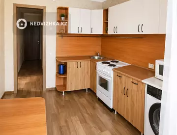 2-комнатная квартира, этаж 1 из 6, 56 м², На длительный срок, миниатюра 6
