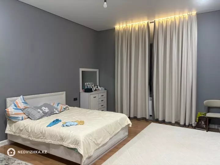 5-комнатный дом, 7 соток, 180 м², фотография 3