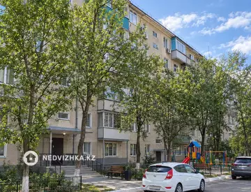 1-комнатная квартира, этаж 1 из 5, 45 м², Посуточно, миниатюра 9