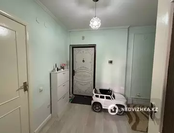 2-комнатная квартира, этаж 2 из 5, 56 м², миниатюра 3