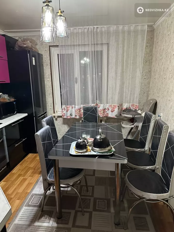 4-комнатная квартира, этаж 5 из 5, 83 м², 2-фотосурет