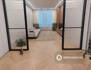 3-комнатная квартира, этаж 2 из 6, 129 м², миниатюра 2