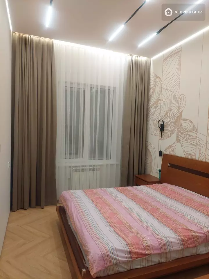 3-комнатная квартира, этаж 2 из 6, 129 м², фотография 4