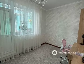 2-комнатная квартира, этаж 3 из 5, 63 м²