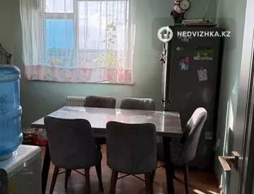 2-комнатная квартира, этаж 3 из 5, 63 м²