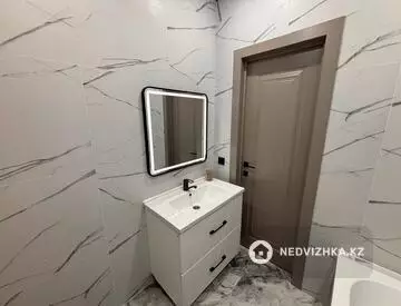 3-комнатная квартира, этаж 4 из 5, 100 м², миниатюра 7