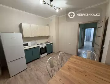2-комнатная квартира, этаж 9 из 9, 58 м²