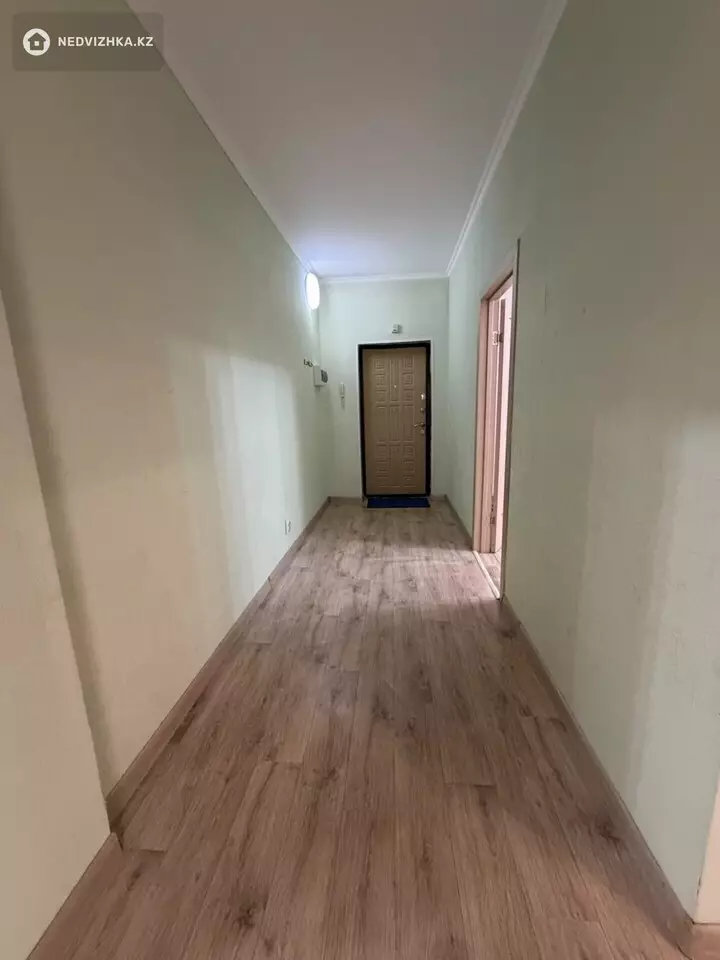 2-комнатная квартира, этаж 9 из 9, 58 м², фотография 4