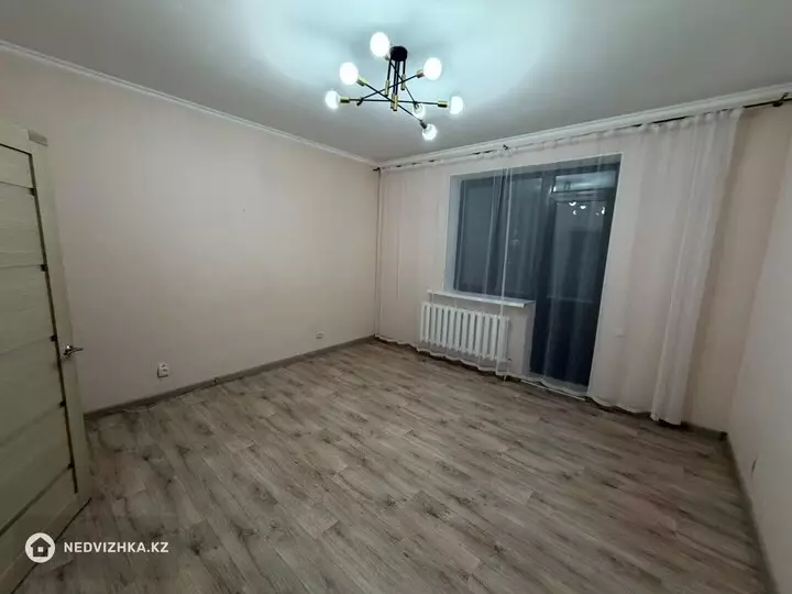 2-комнатная квартира, этаж 9 из 9, 58 м², фотография 5