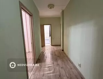 2-комнатная квартира, этаж 9 из 9, 58 м², миниатюра 6